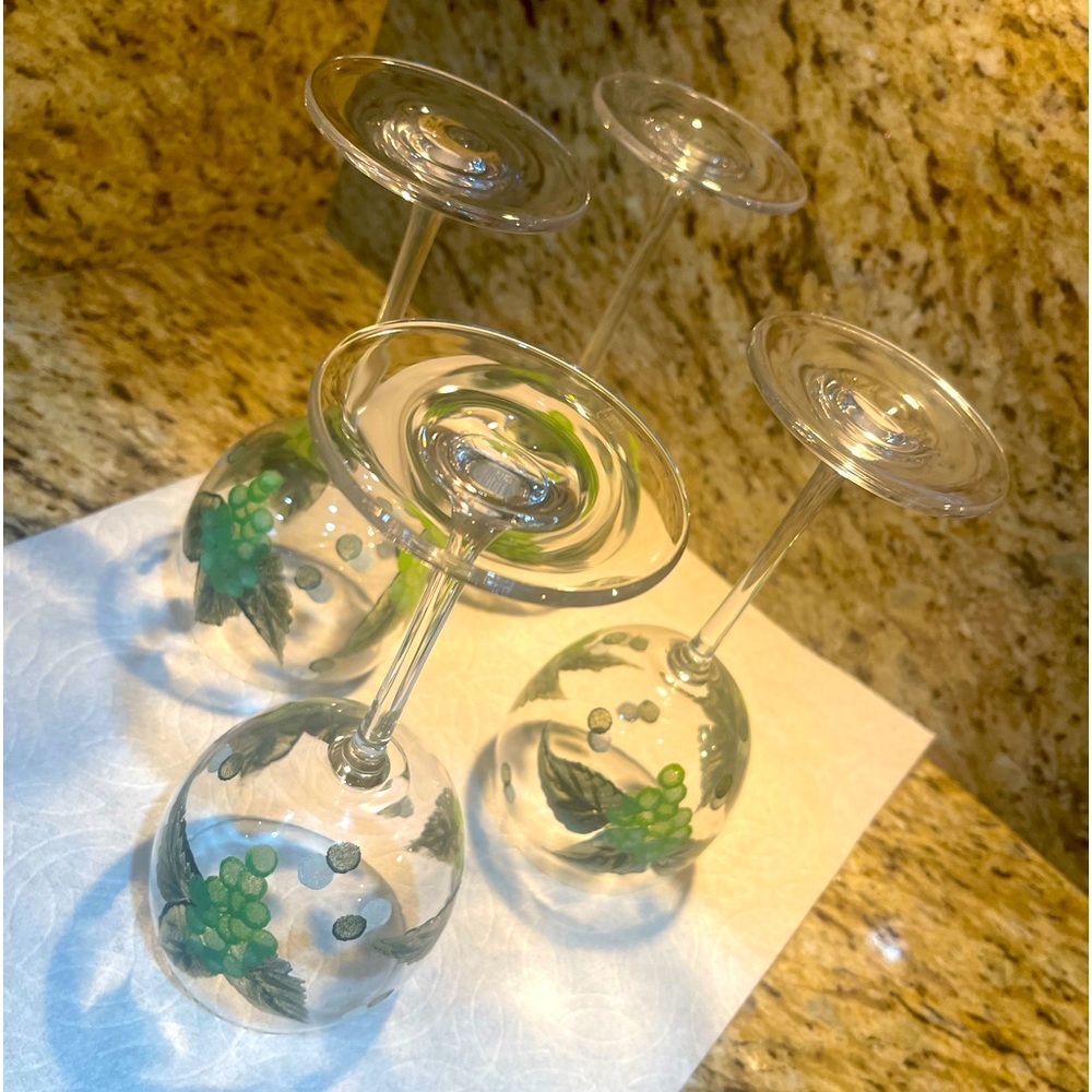 F & D Vintage Goblet Wine Glasses Set of 4 7 5/8” T including Long Stem